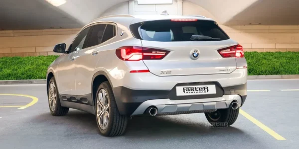 1690381741BMW-X2-White-back-side-