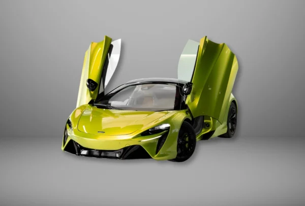 McLaren Artura Green