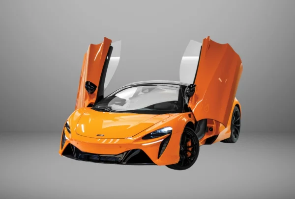 McLaren Artura Orange